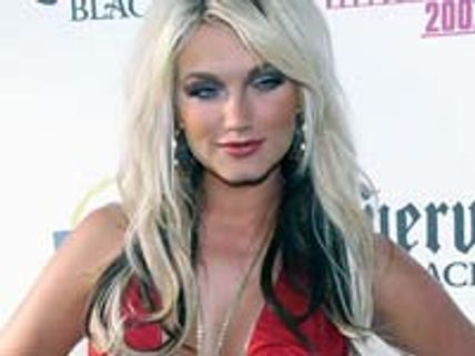Brooke Hogan uncomfortable with mom's lover
