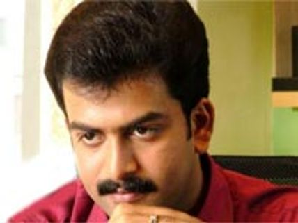 Prithviraj to do  triple role