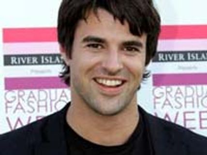 Steve Jones gets steamy with Hayden Panettiere