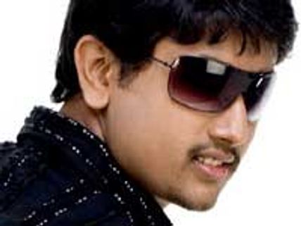 Rahul gets left arm hurt on sets of Abhimani