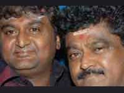 Jaggesh appreciates his brother Komal