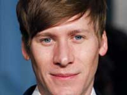 Dustin apologises for leak of lovemaking tape