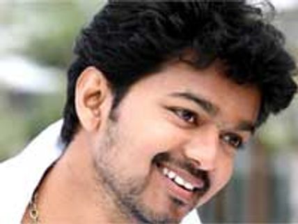 Vijay celebrates birthday like a politician