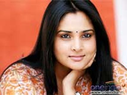 Ramya turns down the role in Sharapanjara