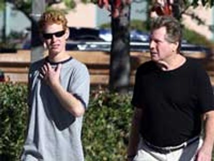 Ryan, Redmond break down in tears over Farrah's letters