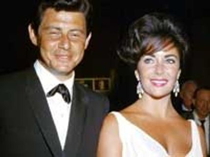 Elizabeth Taylor refuses to attend MJ's funeral 