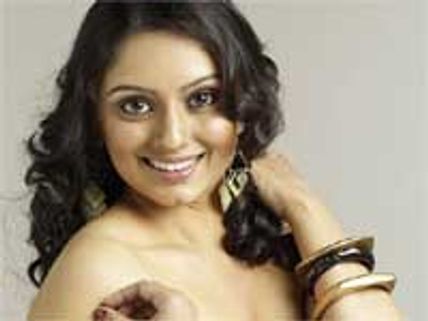 Sexy Hema Malini in Guru Sishyan