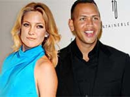 Kate Hudson enjoys romantic dinner with A-Rod