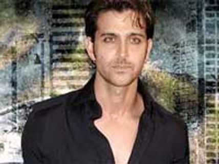 Hrithik shatters Abhishek's dream