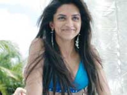 Deepika gets hot in an item number