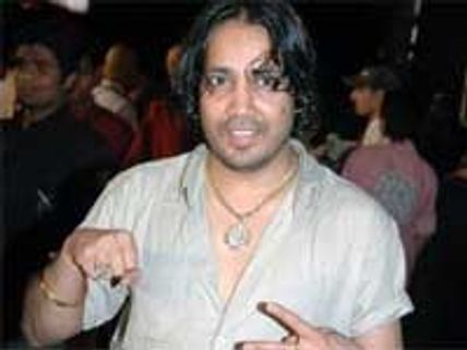 Mika to compose a Tamil Bhangra for Quickgun Murugan