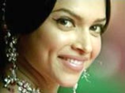 Deepika Padukone the cynosure of all eyes