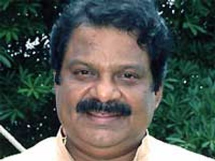 Comedian Dharmavarapu turns hero