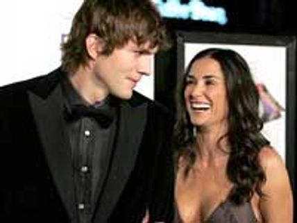 Ashton Kutcher-Demi Moore happy to be alive 