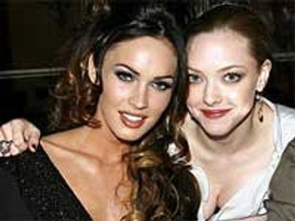 Amanda Seyfried's lesbian make out with Megan Fox 