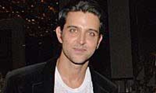 “My childhood days were like hell”- Hrithik Roshan 