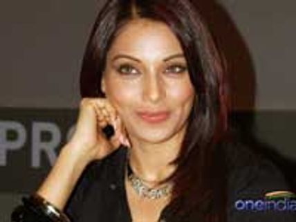 Bipasha's cheque didn't come on time