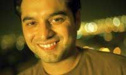 “Main Aur Mrs Khanna is set at Melbourne airport
