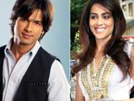 Are Shahid Kapoor and Genelia siblings?