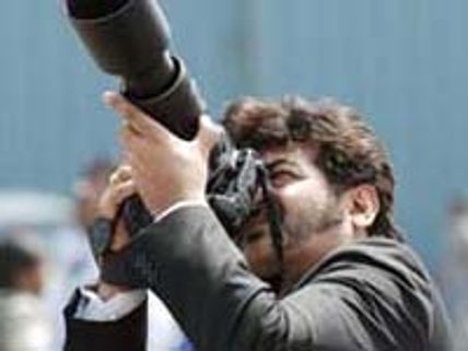 Ajith Asal shoots in France