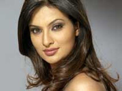 Sayali Bhagat roped in for Chaloo