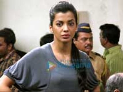 Mugdha Godse sheds glamour in Jail 