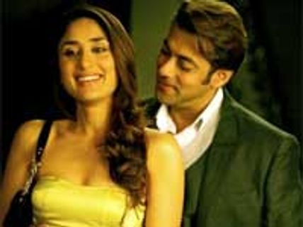 Kareena Kapoor rescued by Salman