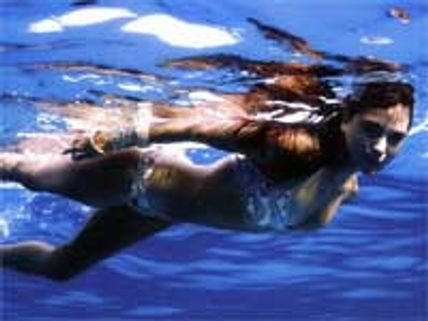 Lara Dutta's bikini is Blue's USP