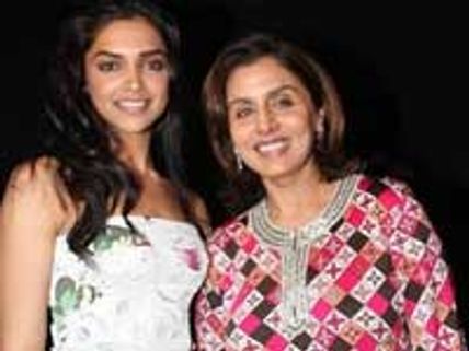Ranbir Kapoor's mother accepts Deepika