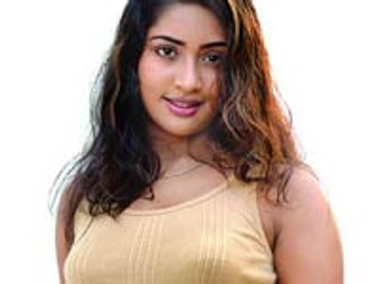 Navya Nair dismisses marriage rumours 