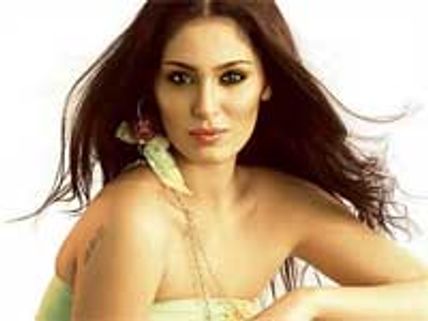 Bruna Abdullah storms Bollywood 
