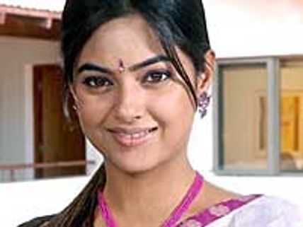 Nila all set to enjoy marital bliss