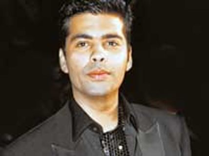 Karan Johar gives Faltu to Vashu Bhagnani