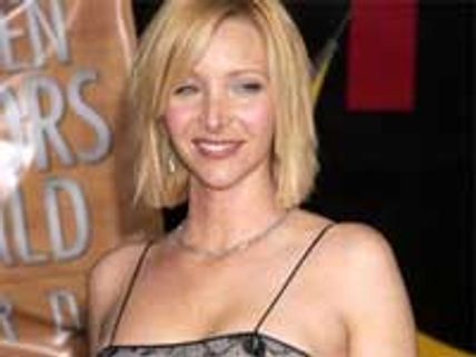 Lisa Kudrow to guest star in Courteney Cox’s Cougar Town 