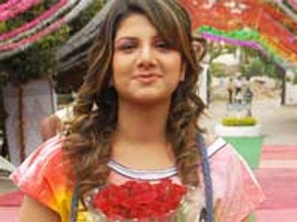 Rambha apologizes to Karunanidhi