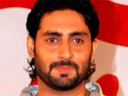 Abhishek Bachchan becomes a thief again