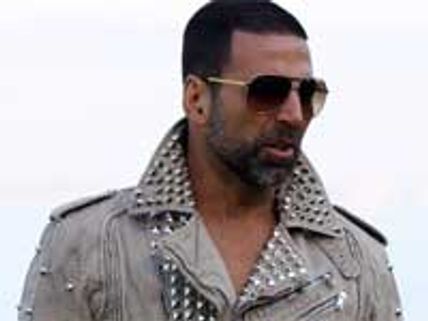 Akshay in the fast lane with Priyadarshan