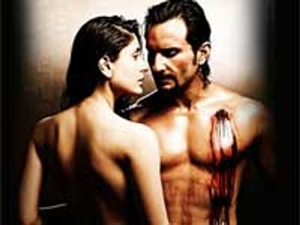 Don't let mom see me make love to Saif: Kareena Kapoor