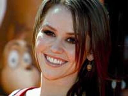 Jim Carrey's daughter ties knot with lover