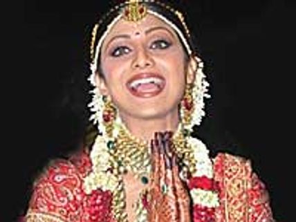 Shilpa's wedding dress copied from Aishwarya!