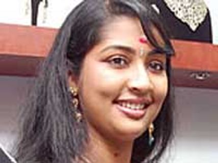 Navya Nair prefers non-starry wedding