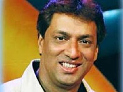 Madhur Bhandarkar felicitated at Cairo Film Fest