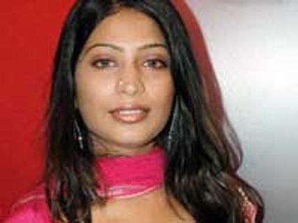 Vijayalakshmi to be an air-hostess