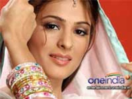 Maleyali Jotheyali is Anjana Sukhani's birthday gift