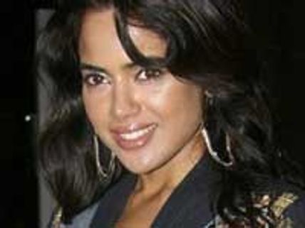 Sameera Reddy to be in Casanova