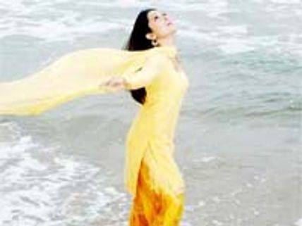 Taj Mahal completes censor formalities