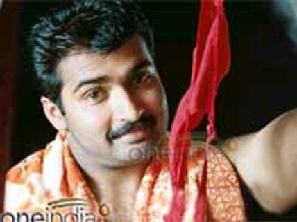 Nandha and Poorna pair in Vellore Mavattam