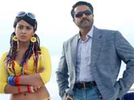 50k Jaggubhai DVDs seized!