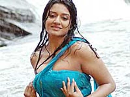 Vimala Raman to pair with Jagapati Babu