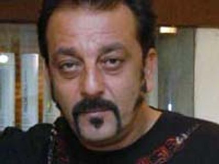 Sanjay Dutt moves from Gandhigiri to Freedom